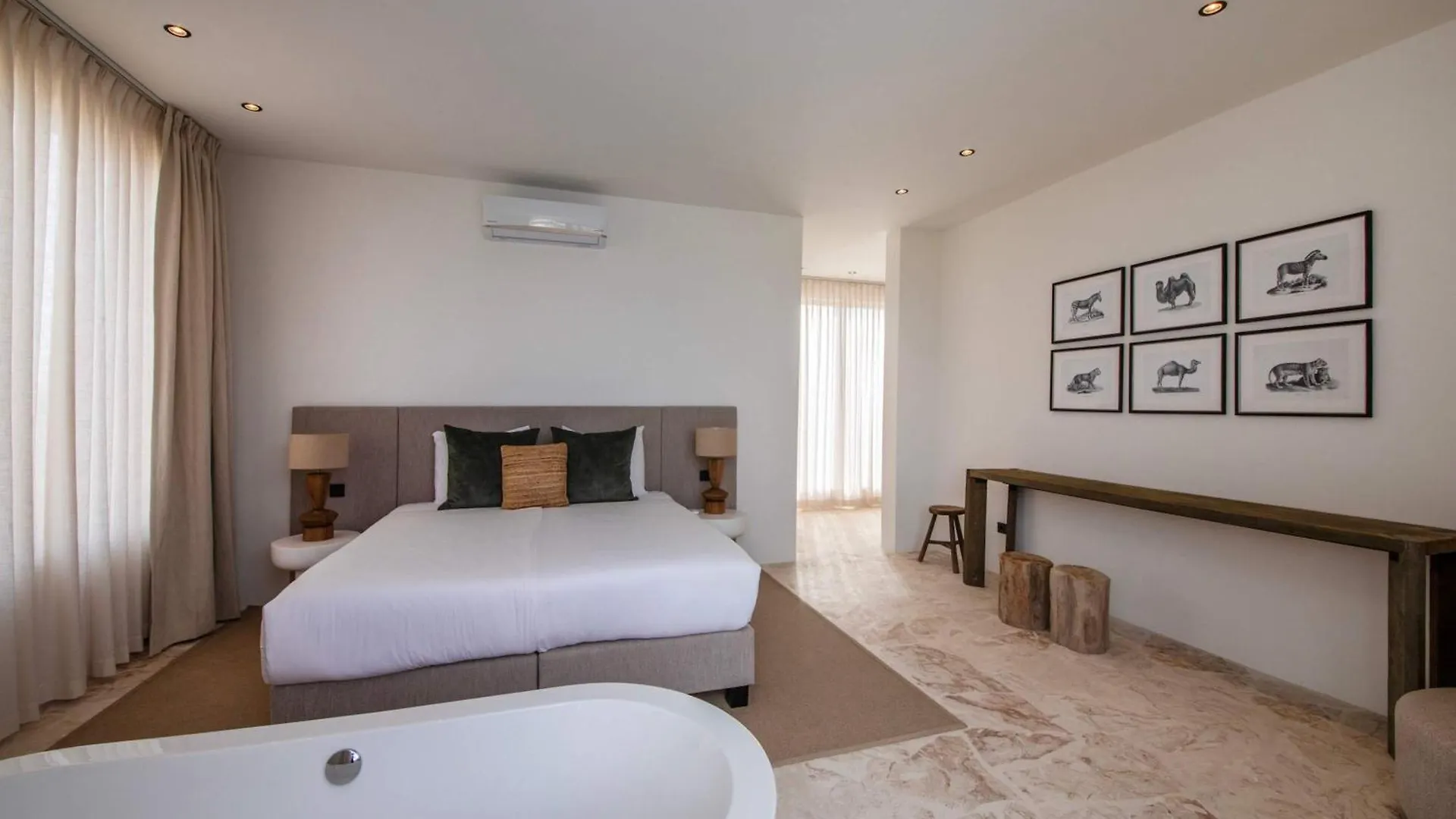 Stylish 5 Bedroom Villa With Earthy Tones Jan Thiel Curacao