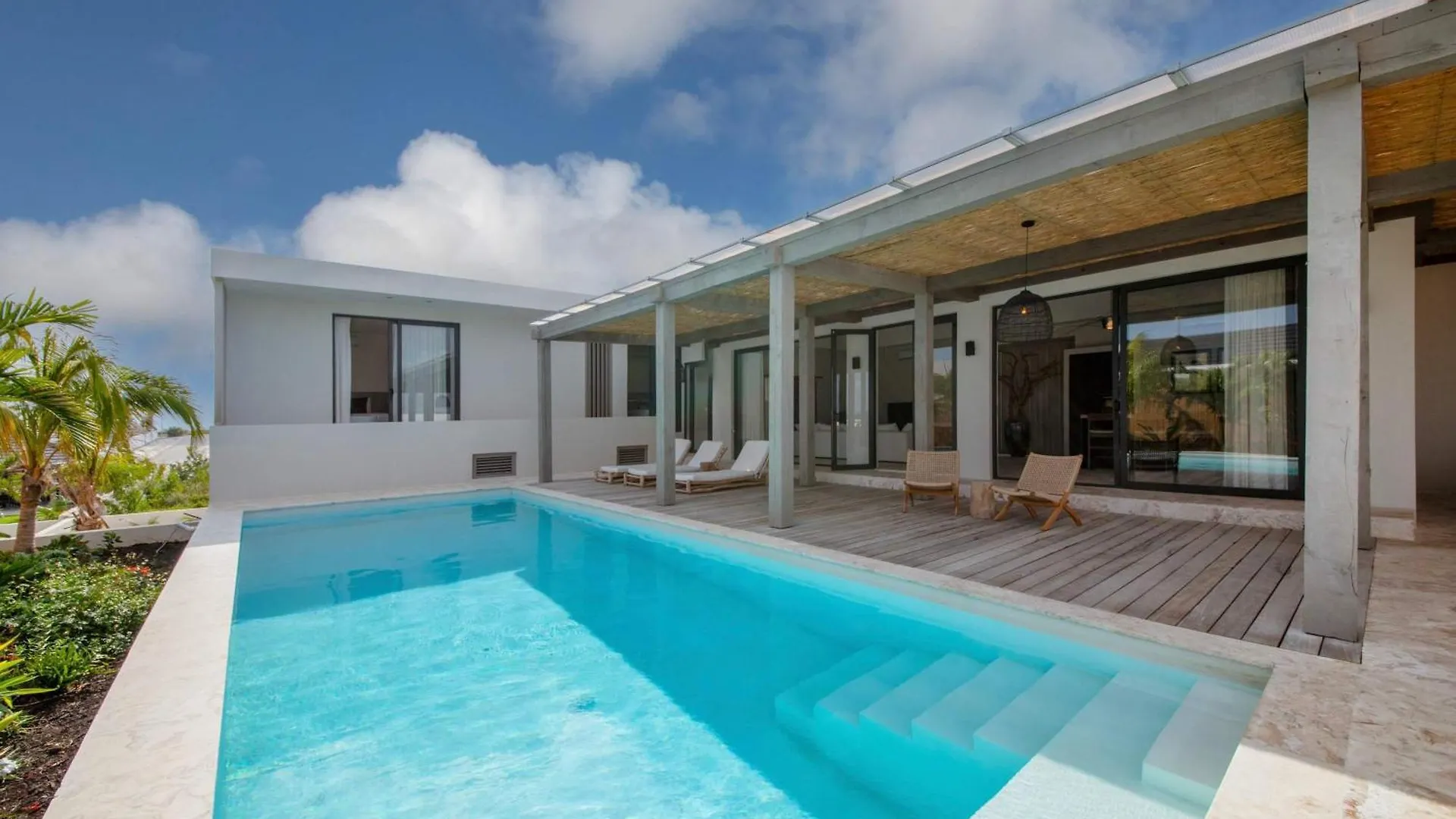 Stylish 5 Bedroom Villa With Earthy Tones Jan Thiel