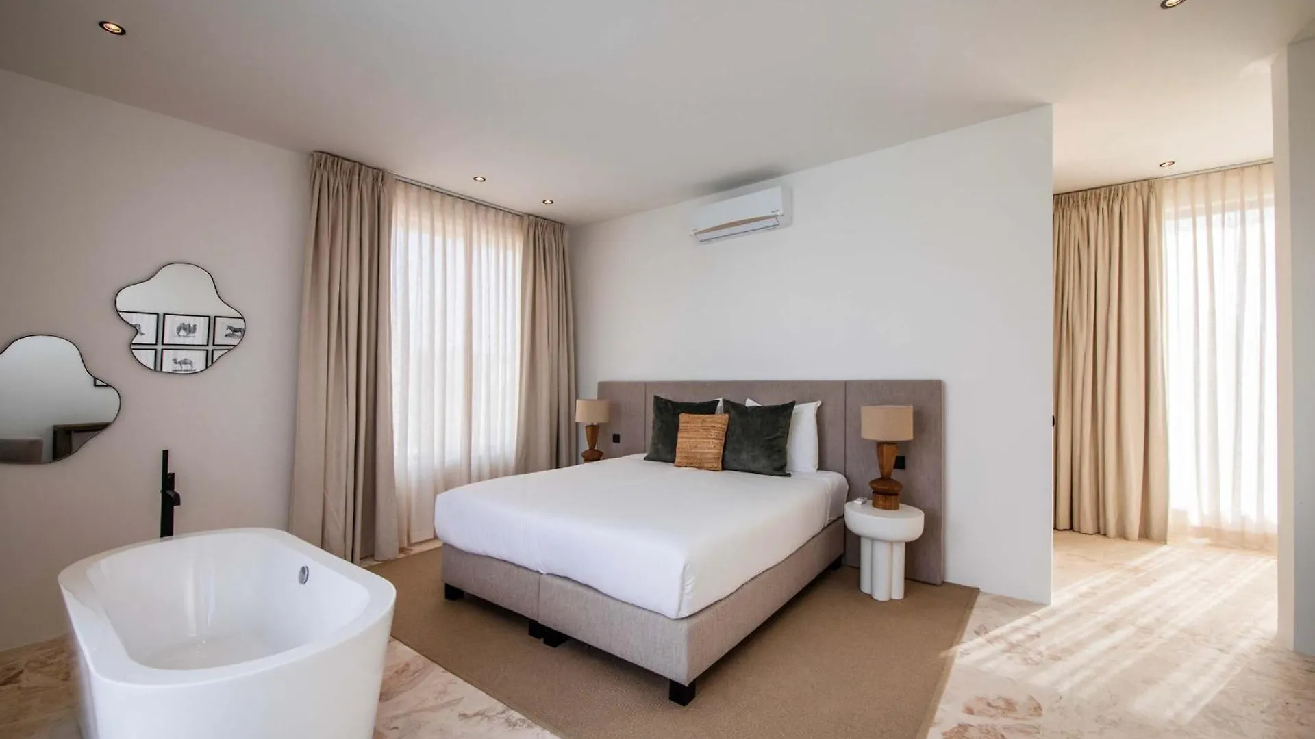 Stylish 5 Bedroom Villa With Earthy Tones Jan Thiel 0*,  Curacao