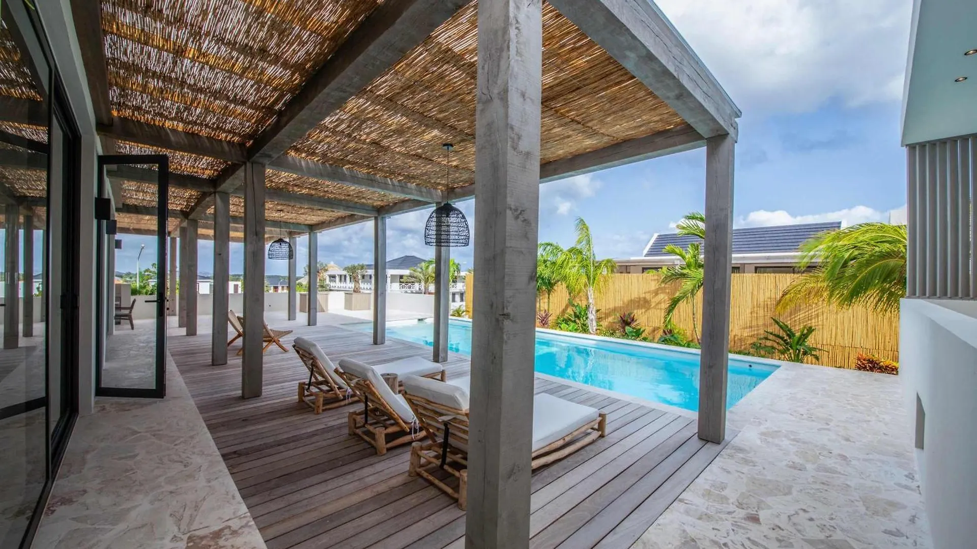 Stylish 5 Bedroom Villa With Earthy Tones Jan Thiel Curacao