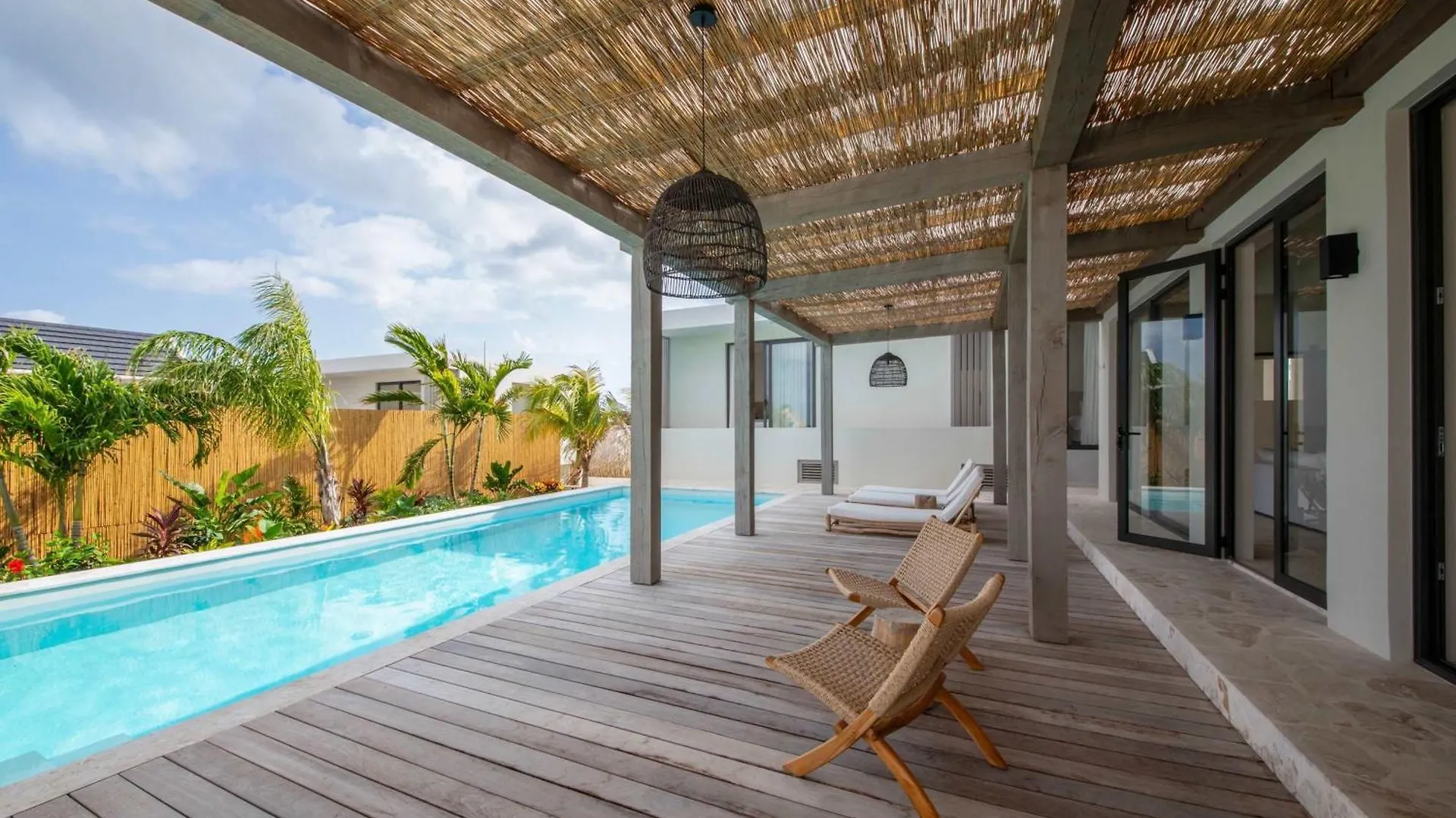 Stylish 5 Bedroom Villa With Earthy Tones Jan Thiel